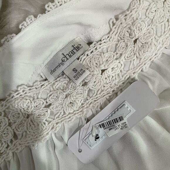 NEW Charming Charlie Longline Flutter Ruffle Cold Shoulder Poet Tunic Top S NWT - Picture 12 of 16